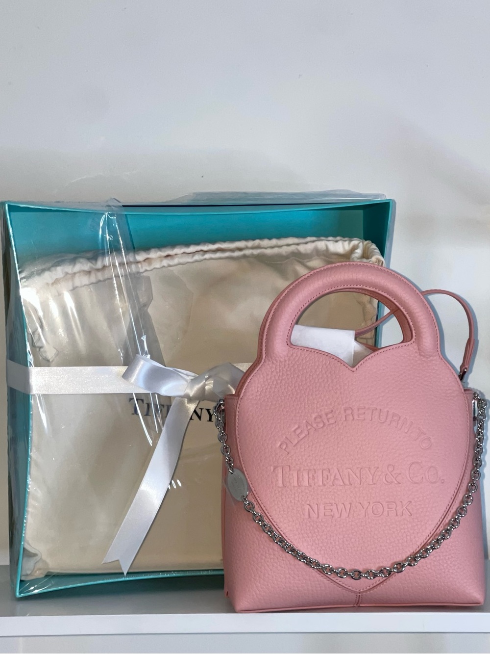 Tiffany & Co. Return To Tiffany Pink Leather Heart Hand Bag